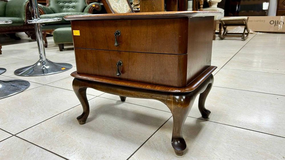 Шкафче  Queen Anne Холандия