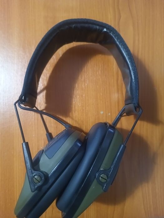 Căști active profesionale