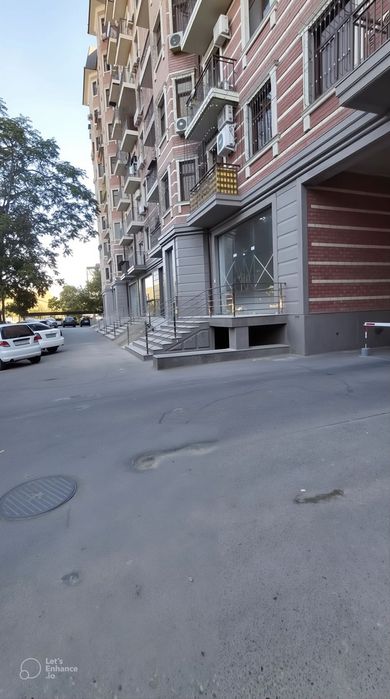 Коммерческое помещение в аренду на 1 этаже жилого дома, 115 м² (AX)