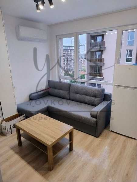 Дава се под наем Едностаен апартамент в Пловдив, Христо Смирненски - 50 кв.м за 255 € - Снимка #2