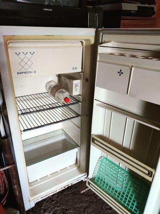 Продам холодильник