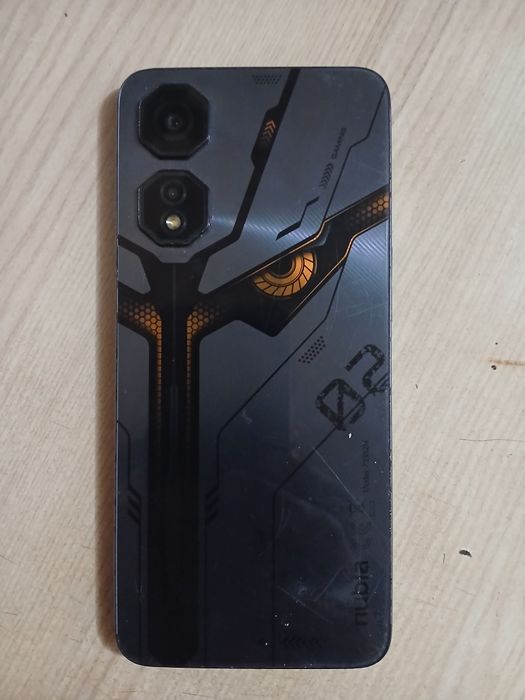 Продам телефон ZTE nubia Neo 2