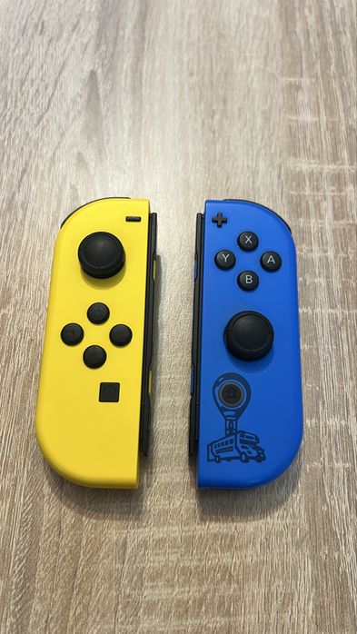 Аксесоари за Nintendo Switch- Joy cons, Докинг станция и др.