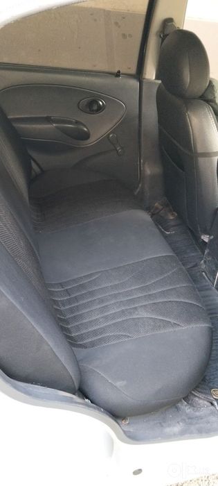 Matiz avtomat oq