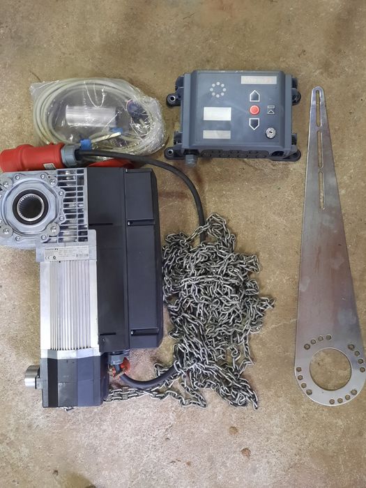 Motoare porți industriale,porți batante/basculabile