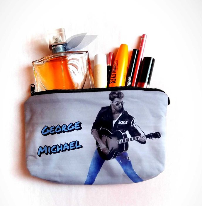 Големи несесери с различни принтове