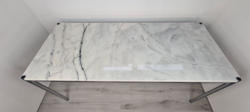 Бюро с мраморен пло USM Haller, класически дизайн за офиси или дома