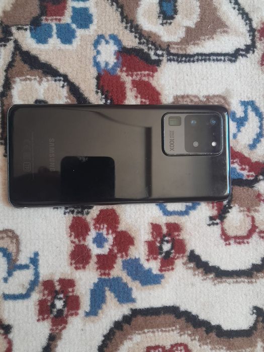 Самсунг S20 ultra