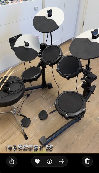 Tobe electronice Alesis Debut Kit