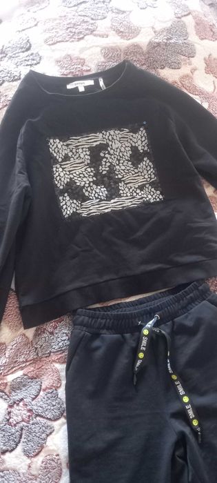 Продам комтюмы не дорого