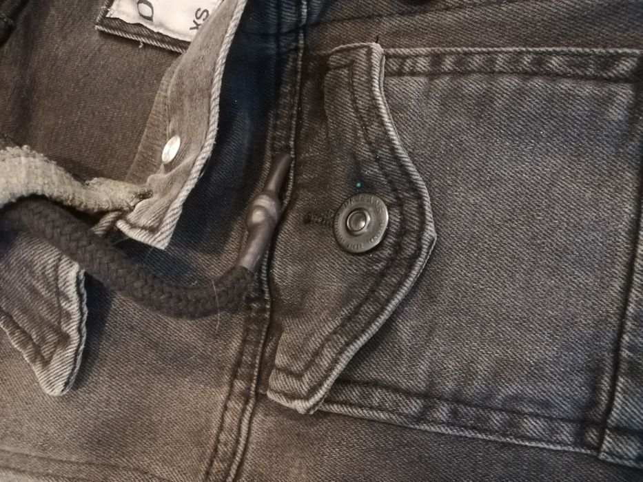 Джинсовая куртка-байка.