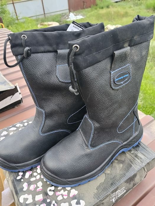 Опрыскиватель, спец обувь, рукавицы