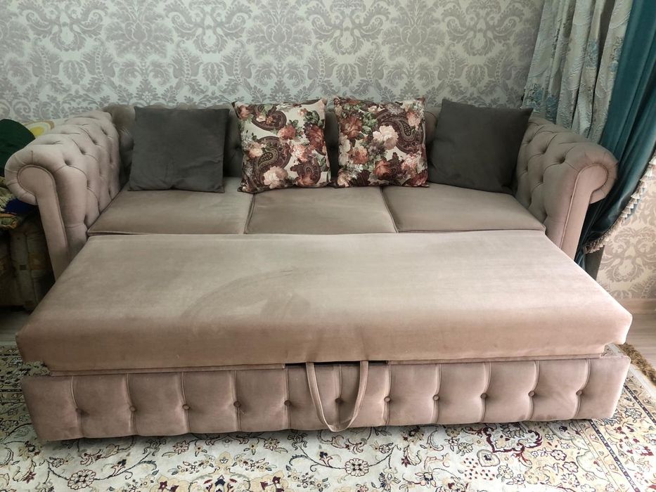 Продам диван в отличном состоянии.