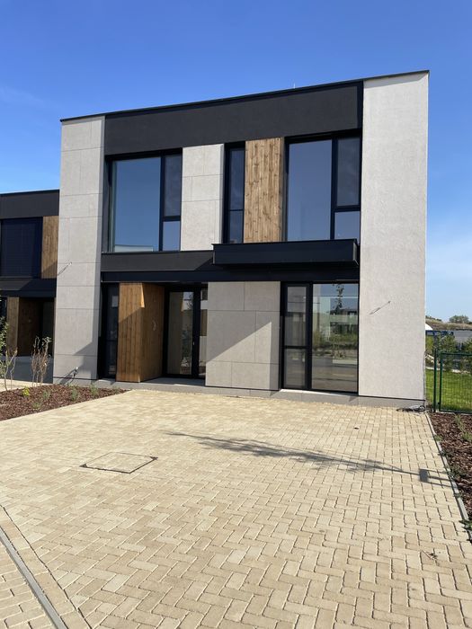 Construcții și renovări case/apartamente/spații comerciale