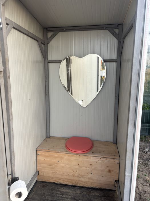 Wc curte ,santier
