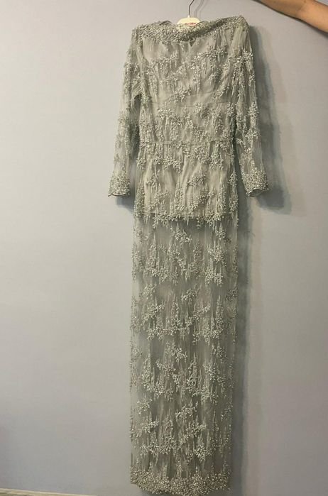 Rochie eleganta din dantela cu perle