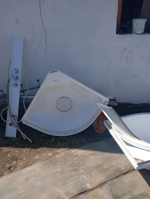 Продам душовои кавина