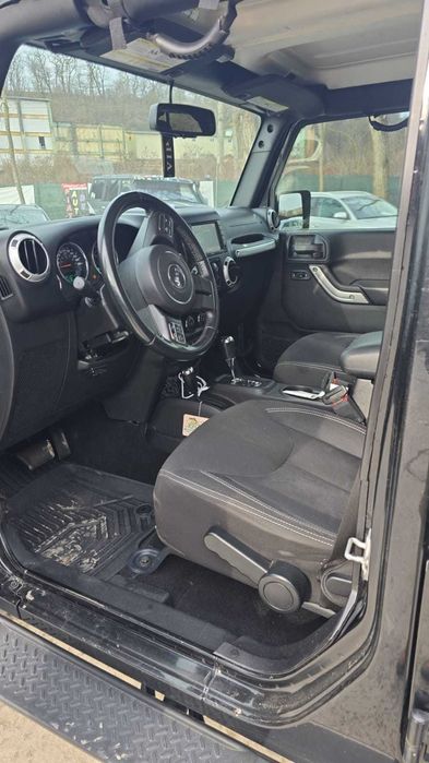 jeep wrangler sahara