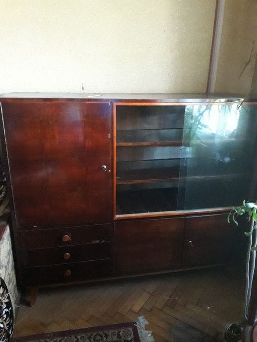 Golire apartamente, Debarasare canapele, Transport mobila, mutari etc.