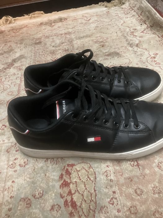 продам кеды томми хилфигер