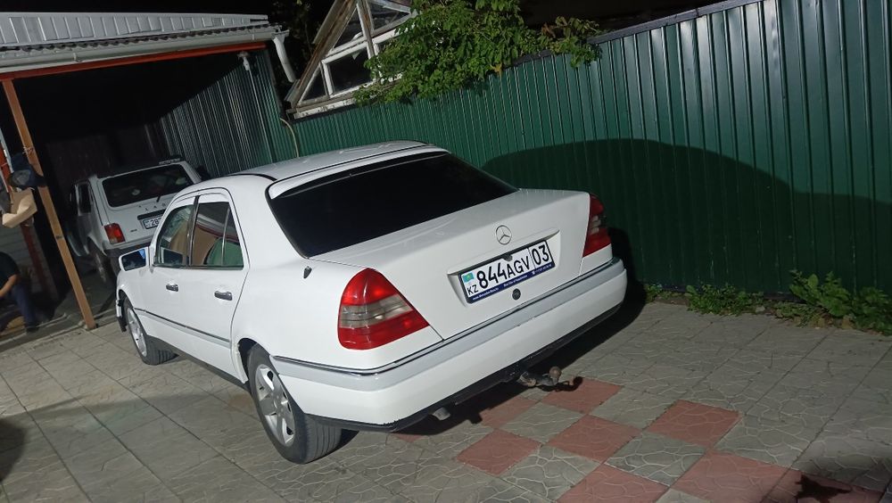 Продам Мерседес С 200