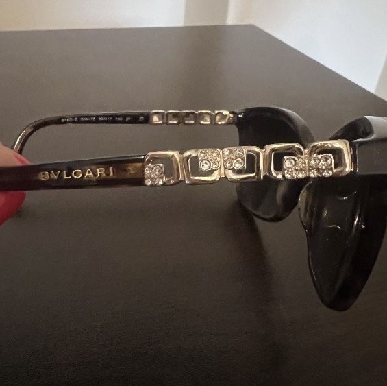 Оригинални дамски слънчеви очила на Miu Miu, Jimmy Choo,Givency.