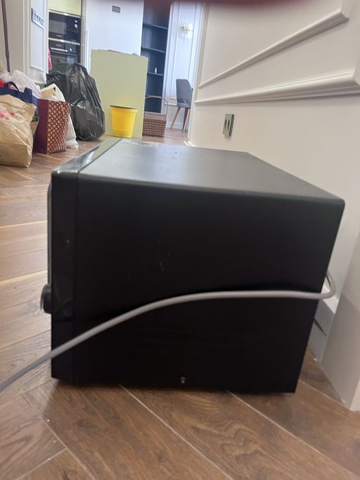 Продам микроволновку Samsung