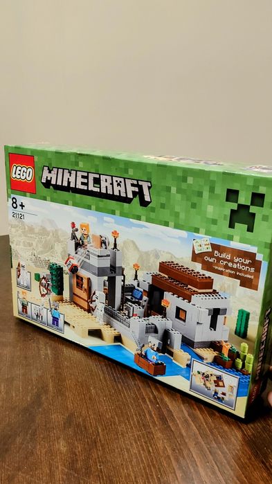 LEGO Minecraft 21121 The Desert Outpost
