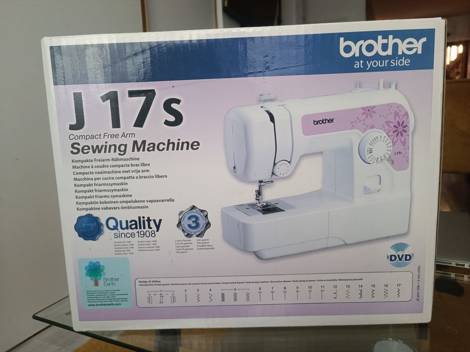 Masina de cusut electromecanica Brother J17S