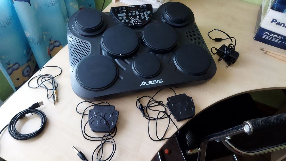 Alesis compact kit 7
