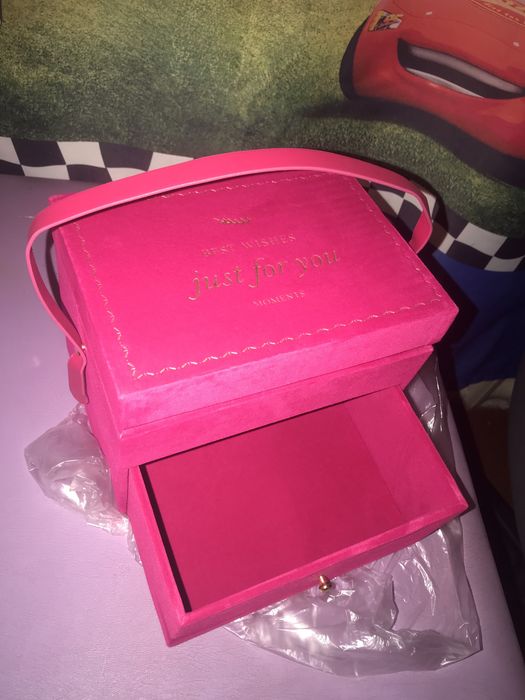 Шкатулка для украшений