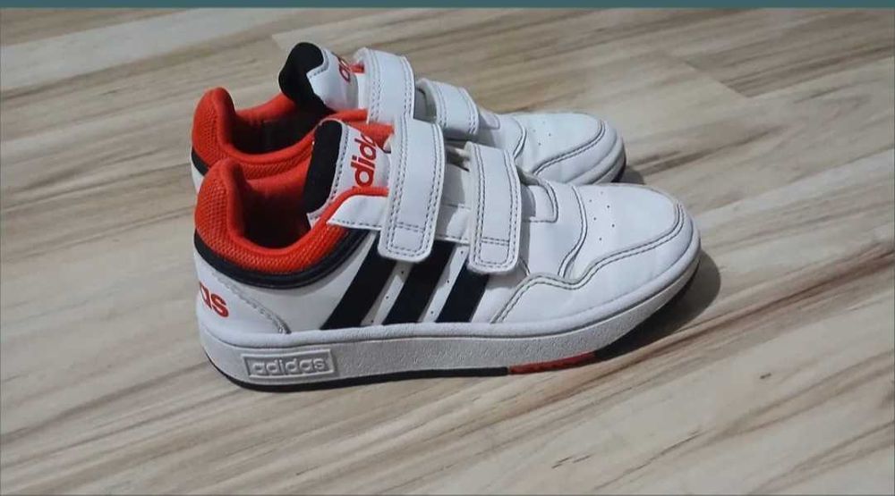 Adidasi baieti Adidas,mar 31,stare excelenta