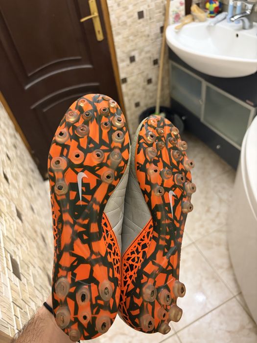 Ghete nike marimea 40 acc hypervenom