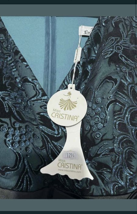 Nou ! Rochie eleganta pentru ocazii speciale