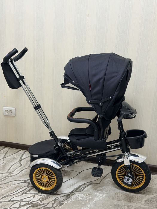 Детский трехколестный велосипед