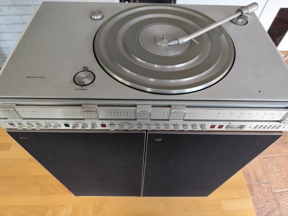Bang & OLUFSEN - BEOCENTER 3500 + boxe BEOVOX 4802