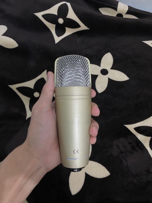 Behringer c-1 в отличном состояний