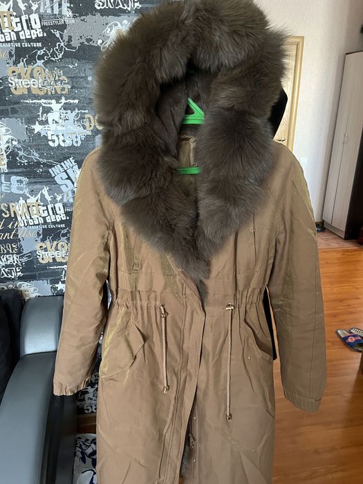 Продам женскую парку