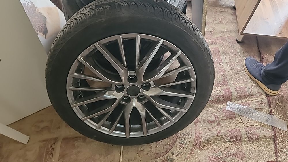 Diska balon 245x45r19