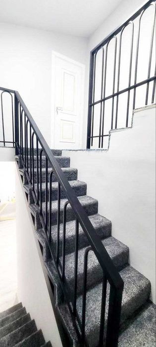 6комн/9этаж/9, Дуплекс общ пл: 142м2, С евро ремонтом. Ор-р: Панельный