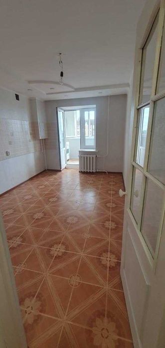 Продам 2 комн. квартиру в Уральске