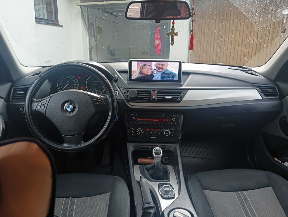 BMW X1 2011