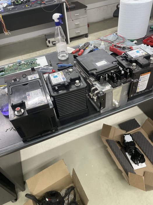 Reparatie baterie lithium porsche, bmw, mercedes, audi