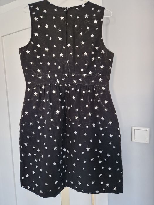 Дамска рокля на звездички