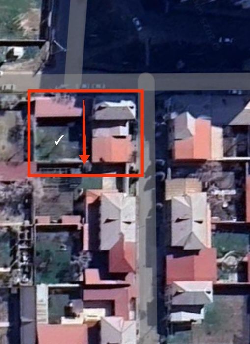 Йер сотилади. 6 сотокли коттеджни 3 соток йери  сотилади