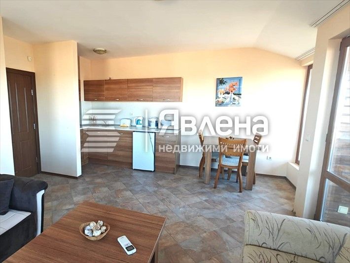 Продава се Двустаен апартамент в Созопол - 71 кв.м за 1261 €/кв.м - Снимка #4