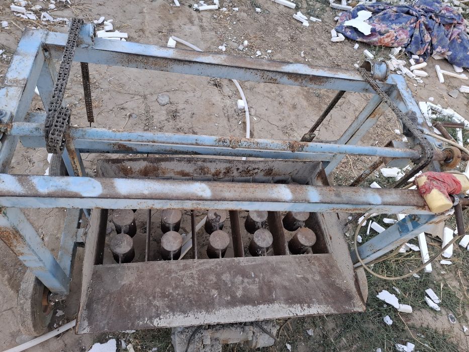 Станок для шлакоблок срочно продается