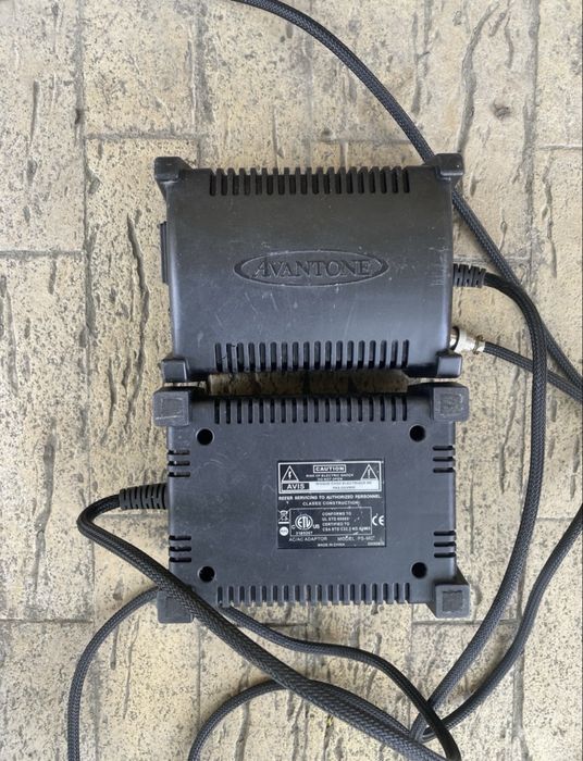Avantone MixCubes power supply
