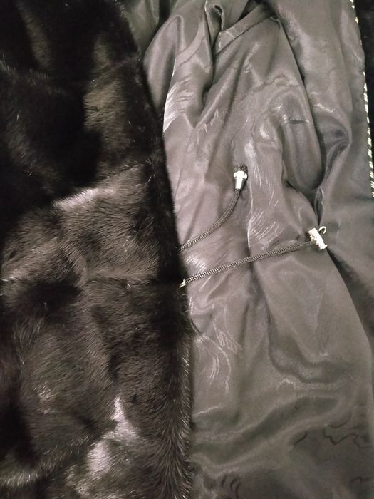 Продам норковую шубу