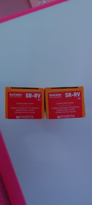 Vopsea profesională de păr permanentă Matrix